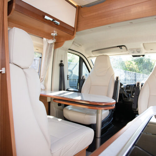 Autó - hajó - lakókocsi